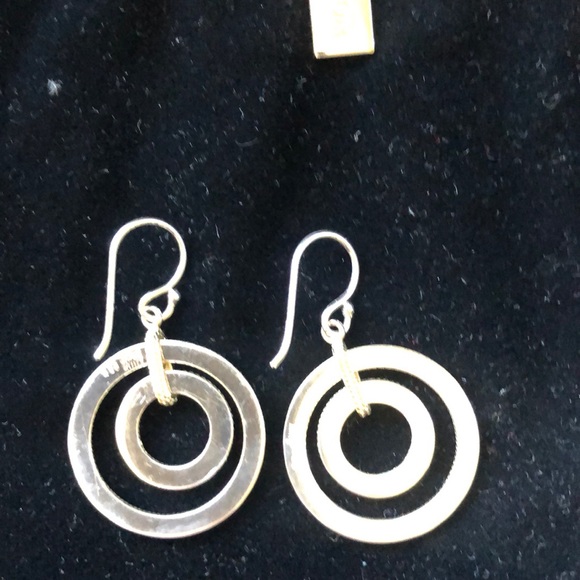 Anna Beck drop earrings - Picture 3 of 4